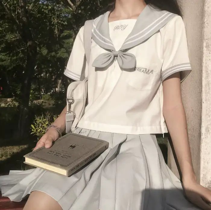 王爷功德太旺王妃又来偷运气了