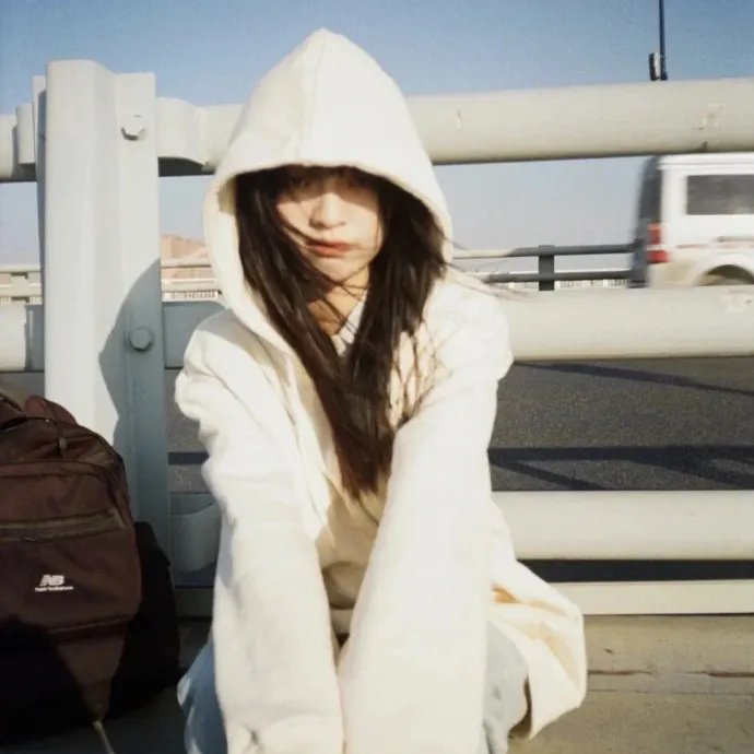 那年潮声漫海城